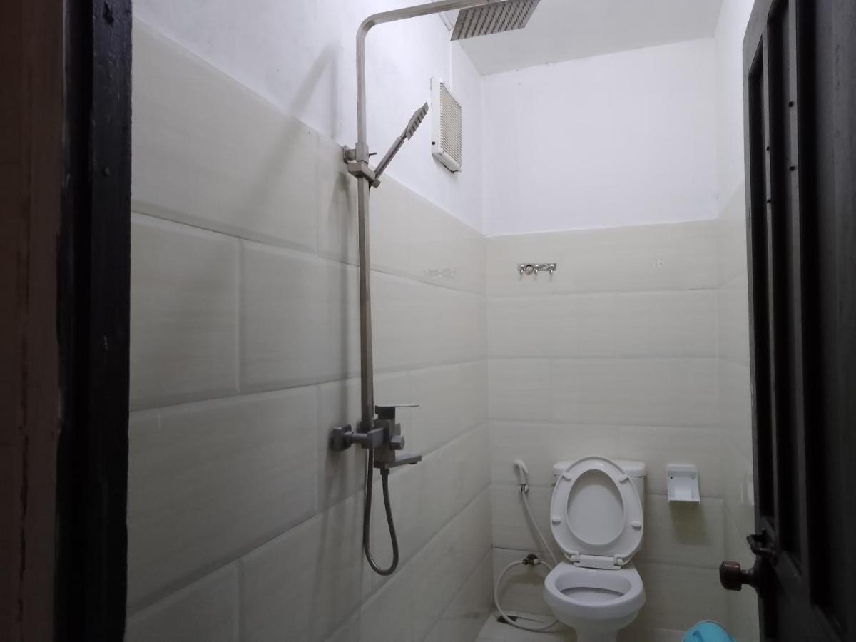 Funny Backpacker Hostel Luang Prabang Exteriör bild